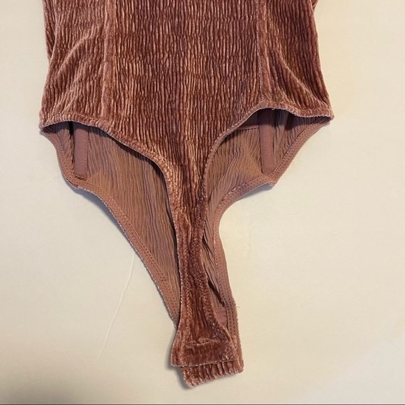 Bodysuit Urban Outfitters Velvet Plisse Bodycon Small Pink Underwire Boning - Picture 10 of 16